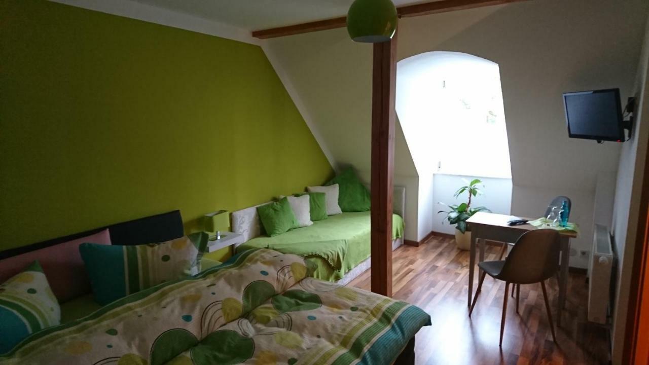 Restaurant Rosengarten Neuruppin Bagian luar foto