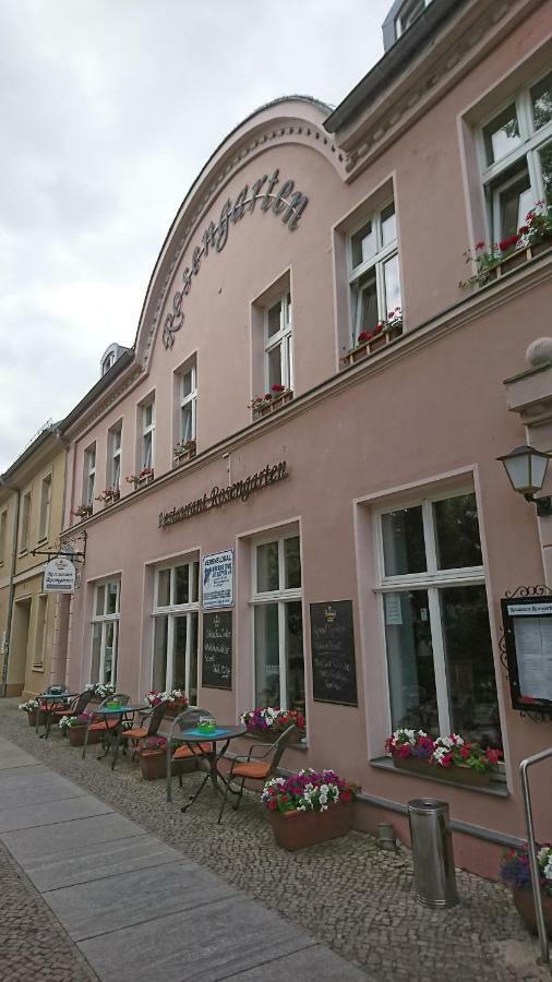 Restaurant Rosengarten Neuruppin Bagian luar foto